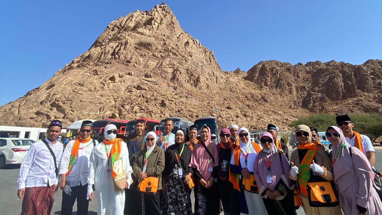Travel Umroh dan Haji Jawa Timur